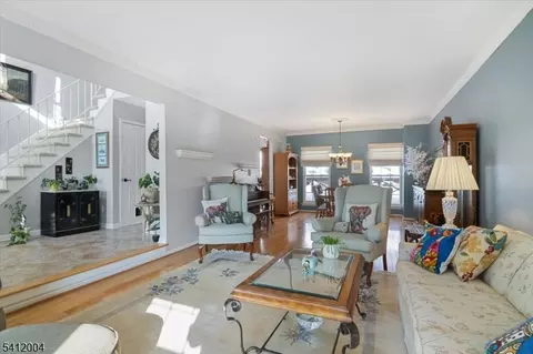 4 Birdseye Cir, Wayne, NJ 07470 photo 6