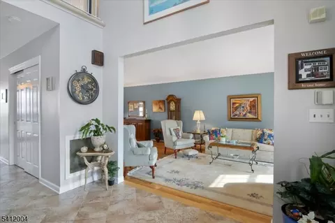 4 Birdseye Cir, Wayne, NJ 07470 photo 3