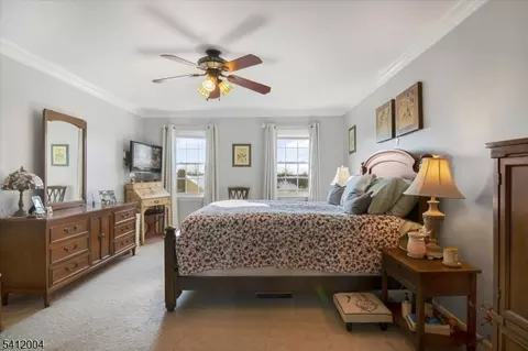 4 Birdseye Cir, Wayne, NJ 07470 photo 22