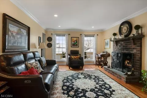 4 Birdseye Cir, Wayne, NJ 07470 photo 13