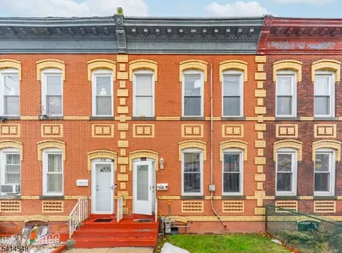 840 Grove St, Elizabeth, NJ 07202