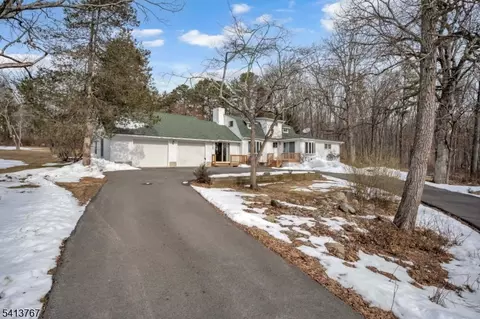 150 Mohican Rd, Blairstown, NJ 07825