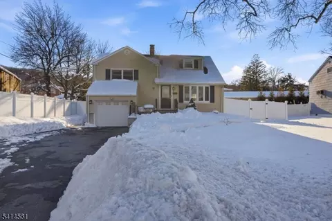 8 Donato Dr, Cedar Grove, NJ 07009