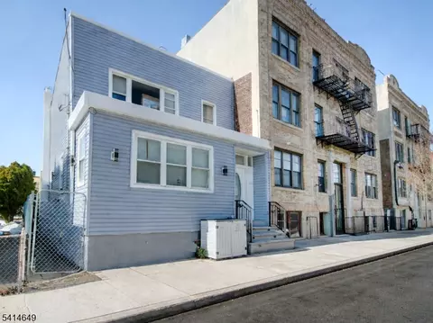 6011 Van Buren Pl, West New York, NJ 07093