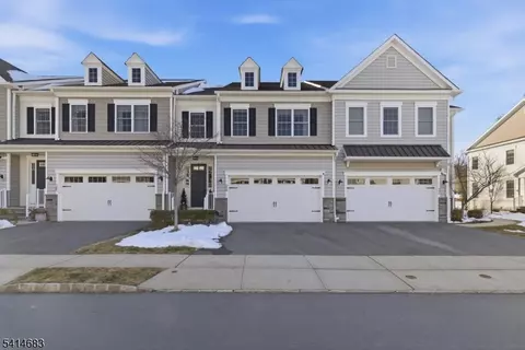 24 Aspen Dr, Cedar Grove, NJ 07009