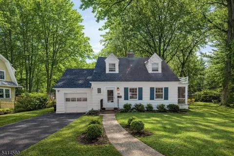 72 Maplewood Ave, Maplewood, NJ 07040