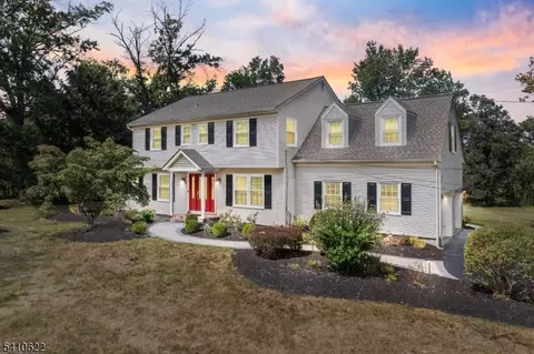 16 Partridge Run, Belle Mead, NJ 08502