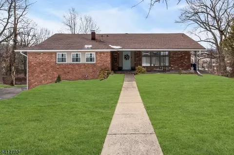 4 Korwel Ct, West Orange, NJ 07052