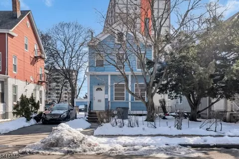 128 S Arlington Ave, East Orange, NJ 07018