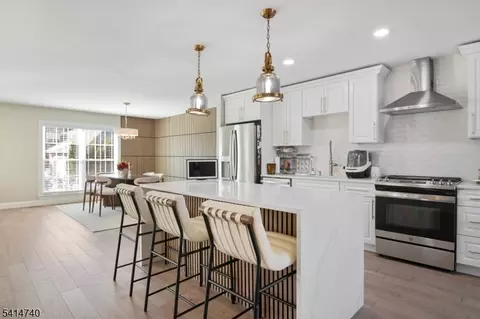 279 De Rose Ct, West Orange, NJ 07052