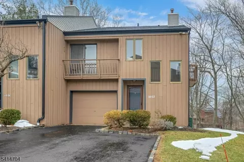 1462 Stephanie Dr, Caldwell, NJ 07006