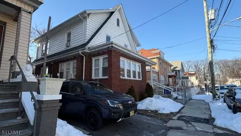 19 Stockman Pl, Irvington, NJ 07111