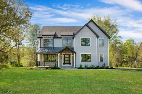 126 Emerson Ln, Berkeley Heights, NJ 07922