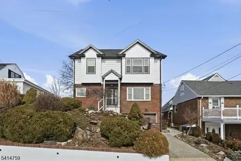 60 Rollins Ave, Clifton, NJ 07011