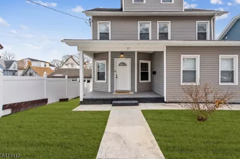 22 Pine Grove Ter, Newark, NJ 07106