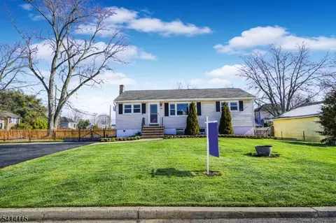 2401 Cooper St, Piscataway, NJ 08854