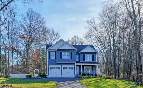 257 Bartley Rd, Chester, NJ 07930