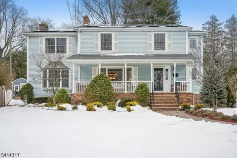 40 Golf Rd, Bloomfield, NJ 07003