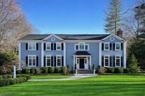 51 Rolling Hill Dr, Chatham Twp, NJ 07928