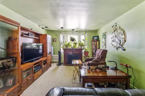 Living - 925 E Front St # D, Plainfield, NJ 07062 photo 2 of 2