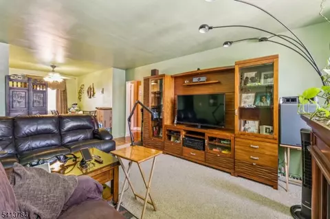 Living - 925 E Front St # D, Plainfield, NJ 07062 photo 1 of 2