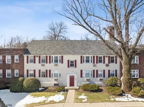 Exterior - 925 E Front St # D, Plainfield, NJ 07062 photo 2 of 2