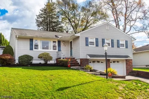 60 Craig Pl, Clifton, NJ 07013