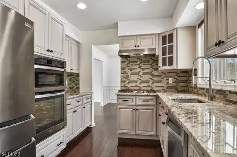 63 Mountain Ave, Mendham, NJ 07945 photo 13