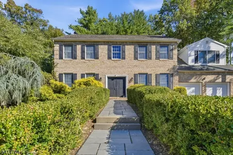 637 Inwood Ln, South Orange Village, NJ 07079