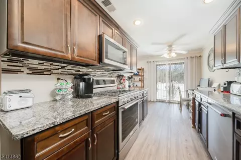 3 Park Edge Ondo, Berkeley Heights, NJ 07922