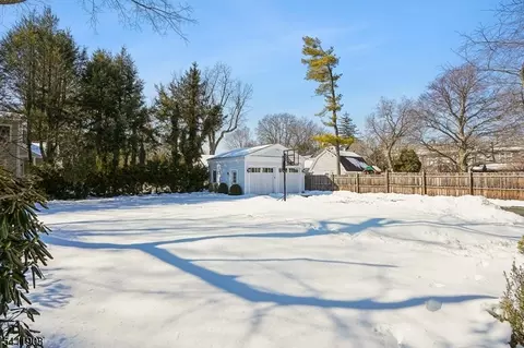 69 Elm St, Summit, NJ 07901 photo 41