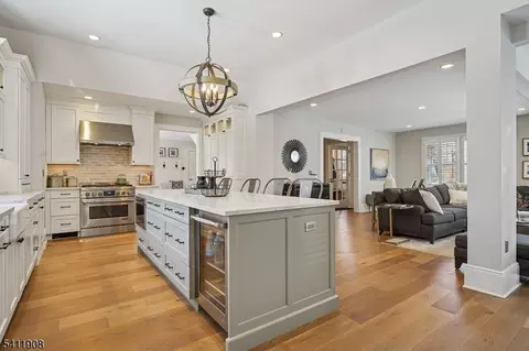 69 Elm St, Summit, NJ 07901 photo 11