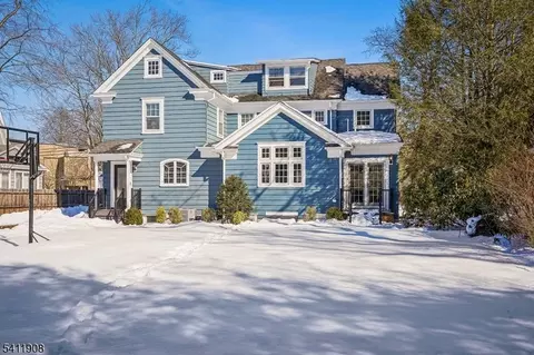69 Elm St, Summit, NJ 07901 photo 42