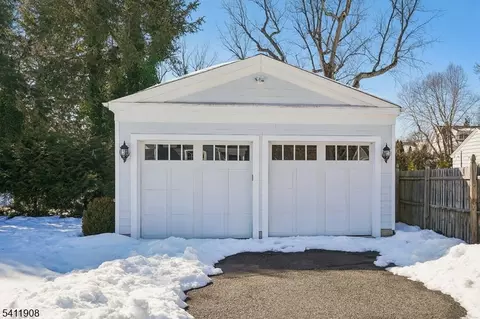 69 Elm St, Summit, NJ 07901 photo 40
