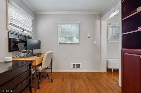 69 Elm St, Summit, NJ 07901 photo 24