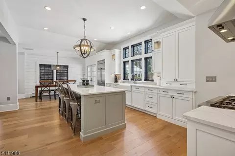 69 Elm St, Summit, NJ 07901 photo 13