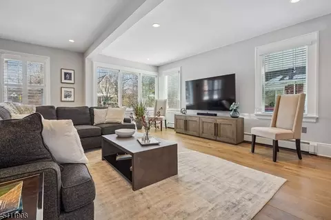 69 Elm St, Summit, NJ 07901 photo 6