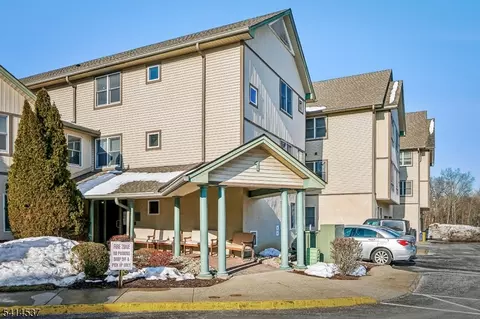 45 Park Edge #45, Berkeley Heights, NJ 07922