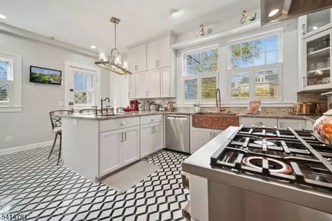 966 Hillside Ave, Plainfield, NJ 07060 photo 12