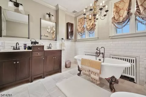 966 Hillside Ave, Plainfield, NJ 07060 photo 33