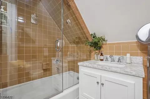 84 Cedar St, Millburn, NJ 07041 photo 35