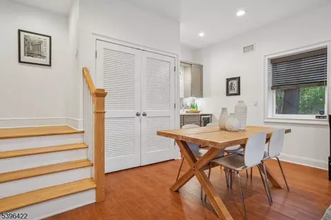 84 Cedar St, Millburn, NJ 07041 photo 18