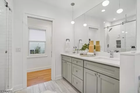 84 Cedar St, Millburn, NJ 07041 photo 32
