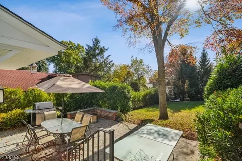 84 Cedar St, Millburn, NJ 07041 photo 39