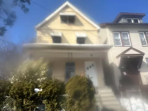 45 Lincoln Pl, Irvington, NJ 07111
