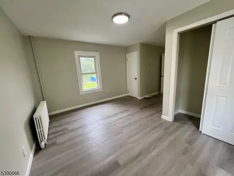 28 Harmony St, North Plainfield, NJ 07060 photo 6