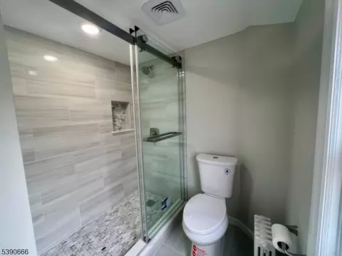 28 Harmony St, North Plainfield, NJ 07060 photo 12