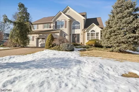 15 Congress Ln, South River, NJ 08882