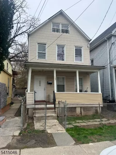 133 Smith St, Elizabeth, NJ 07201