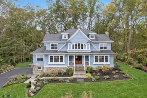 149 Hillcrest Ave, Summit, NJ 07901